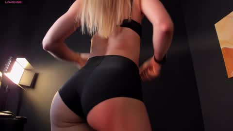 Victoria online show from January 28, 2025, 9:30 am