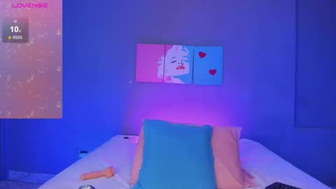 victoriameller online show from March 7, 2026, 10:29 pm