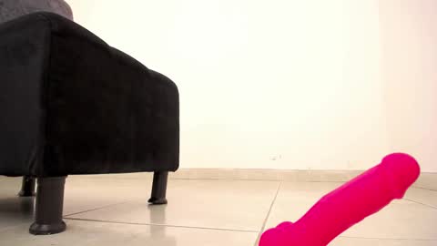 Victoria online show from February 21, 2025, 7:32 pm