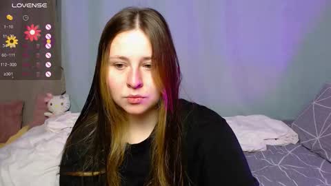 Snapshot of victoriassecrets_ chatting on September 9, 2025, 7:02 pm victoriassecrets_ online show from September 9, 2025, 7:02 pm