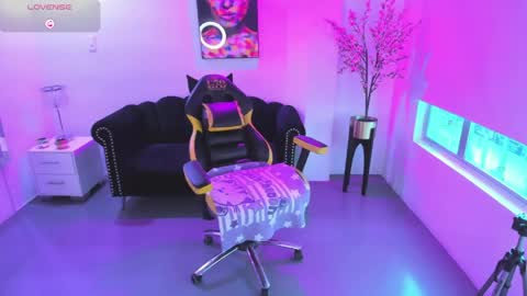 Victoria.  online show from May 21, 2026, 12:23 pm