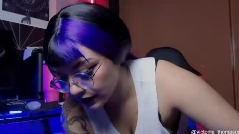 Snapshot of victoriia_thompson chatting on July 4, 2026, 9:32 pm victoriia_thompson online show from July 4, 2026, 9:32 pm