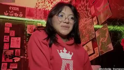 Snapshot of victoriia_thompson chatting on August 3, 2026, 9:04 am victoriia_thompson online show from August 3, 2026, 9:04 am