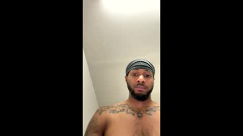 victoryd007 online show from November 22, 2025, 6:12 am