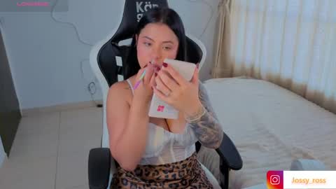 Snapshot of victoryyy__ chatting on May 26, 2026, 7:32 pm V I C T O R I A online show from May 26, 2026, 7:32 pm