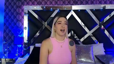 Snapshot of victtoria_lee chatting on June 5, 2026, 9:31 pm victtoria lee online show from June 5, 2026, 9:31 pm