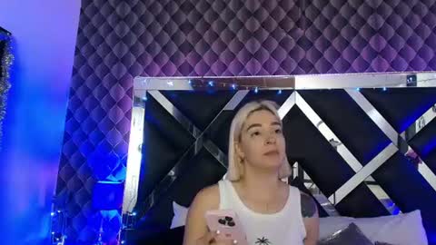 Snapshot of victtoria_lee chatting on July 27, 2026, 7:21 pm victtoria lee online show from July 27, 2026, 7:21 pm