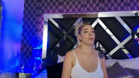 Snapshot of victtoria_lee chatting on July 28, 2026, 8:52 pm victtoria lee online show from July 28, 2026, 8:52 pm