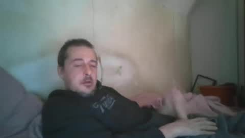 Snapshot of vids1977 chatting on January 19, 2025, 7:04 am vids1977 online show from January 19, 2025, 7:04 am