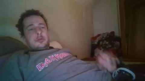 Snapshot of vids1977 chatting on March 7, 2025, 12:23 pm vids1977 online show from March 7, 2025, 12:23 pm