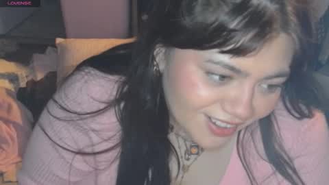 viennavisabelle online show from December 23, 2025, 7:28 am