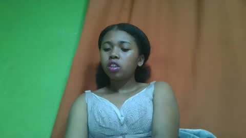 vierge28430 online show from April 25, 2026, 2:47 am
