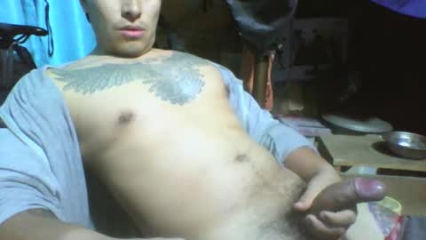 Snapshot of viernes1010 chatting on April 21, 2026, 12:22 pm viernes1010 online show from April 21, 2026, 12:22 pm