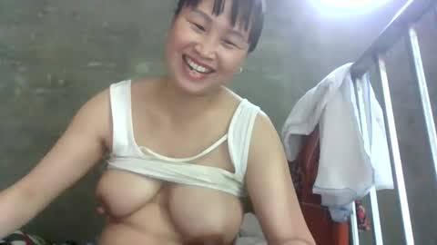 vietnam_sexxy online show from April 25, 2026, 3:09 am