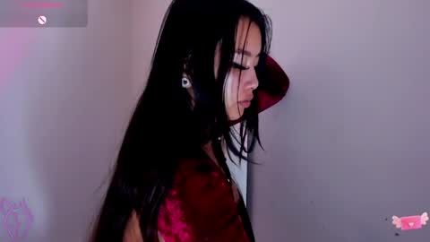 viioleett_cum online show from May 15, 2026, 3:41 pm