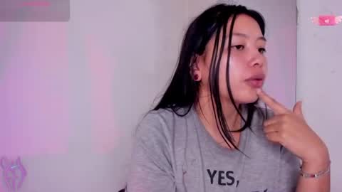 viioleett_cum online show from August 3, 2026, 2:11 pm