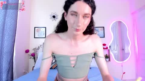 Violet online show from February 24, 2026, 6:50 pm