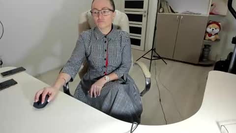 Ukrainian-woman online show from November 26, 2025, 5:52 am