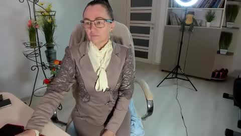 Ukrainian-woman online show from January 6, 2026, 7:12 am