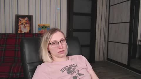 Vika online show from March 16, 2026, 10:03 pm