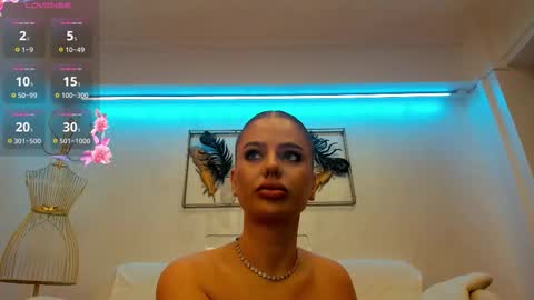 Snapshot of vikafever chatting on October 26, 2025, 4:51 am vikafever online show from October 26, 2025, 4:51 am