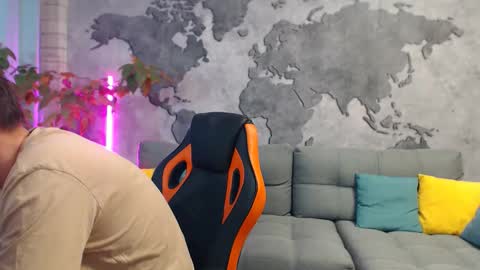 vikingchrisss online show from November 22, 2025, 10:36 am