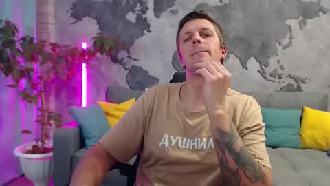 vikingchrisss online show from December 18, 2025, 11:49 am