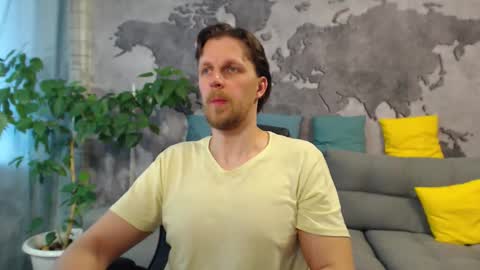 vikingchrisss online show from April 25, 2026, 9:23 am