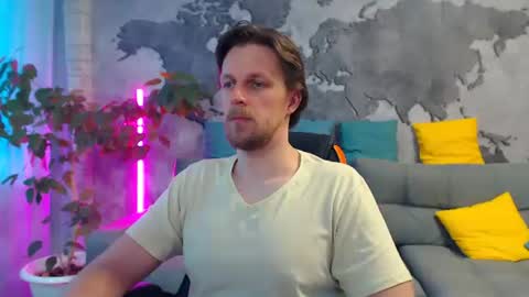 vikingchrisss online show from April 27, 2026, 9:51 am