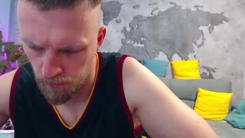 vikingchrisss online show from June 30, 2026, 10:05 am