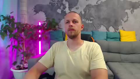 vikingchrisss online show from July 21, 2026, 11:12 am