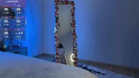 Vikky online show from November 14, 2025, 1:15 am