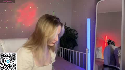 Vikky online show from June 11, 2026, 12:43 am