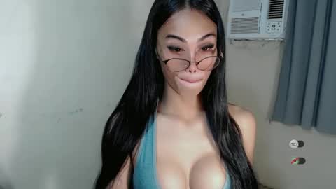 vikkylustfull online show from March 10, 2025, 11:16 pm