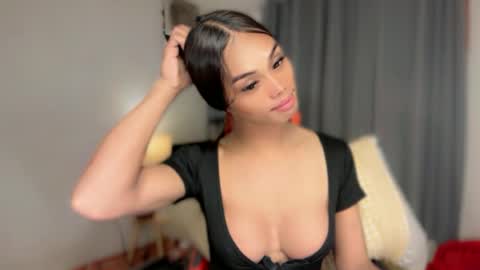 Snapshot of vikkylustfull chatting on July 14, 2026, 3:22 am vikkylustfull online show from July 14, 2026, 3:22 am