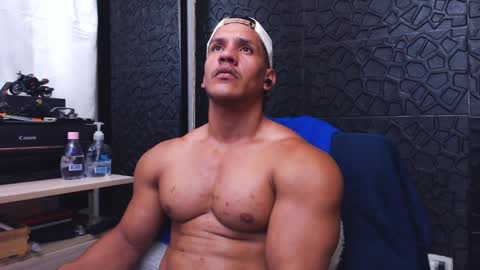 Snapshot of viktorherrera chatting on September 9, 2025, 5:56 pm Viktor Herrera online show from September 9, 2025, 5:56 pm