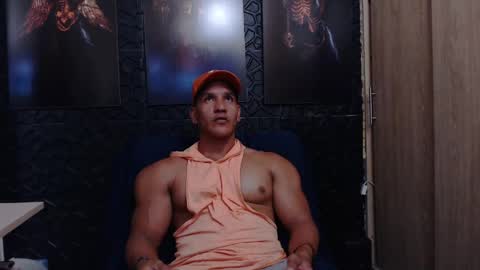 Snapshot of viktorherrera chatting on June 6, 2026, 5:39 pm Viktor Herrera online show from June 6, 2026, 5:39 pm