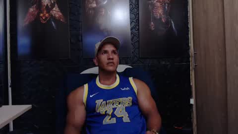 Snapshot of viktorherrera chatting on June 17, 2026, 3:09 am Viktor Herrera online show from June 17, 2026, 3:09 am