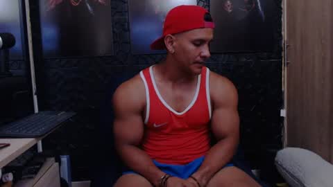 Snapshot of viktorherrera chatting on June 17, 2026, 3:13 pm Viktor Herrera online show from June 17, 2026, 3:13 pm