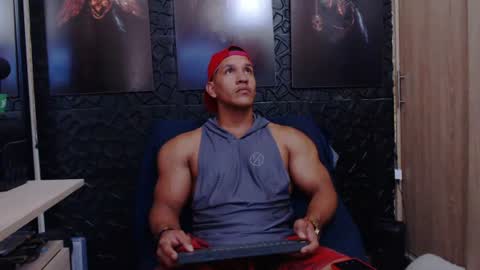 Snapshot of viktorherrera chatting on June 23, 2026, 3:21 pm Viktor Herrera online show from June 23, 2026, 3:21 pm