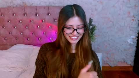 Snapshot of viky_evanss chatting on March 11, 2026, 7:31 pm viky_evanss online show from March 11, 2026, 7:31 pm