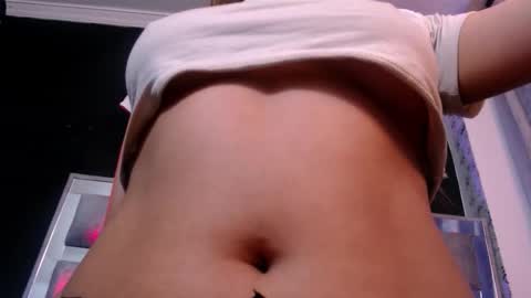 Snapshot of viky_evanss chatting on March 14, 2026, 2:44 pm viky_evanss online show from March 14, 2026, 2:44 pm