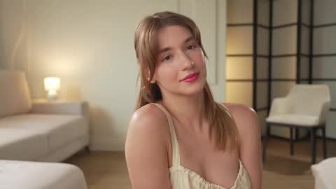 Snapshot of villanelle_l chatting on October 11, 2025, 10:03 am Lana online show from October 11, 2025, 10:03 am