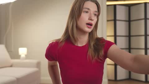 Snapshot of villanelle_l chatting on October 24, 2025, 11:39 am Lana online show from October 24, 2025, 11:39 am