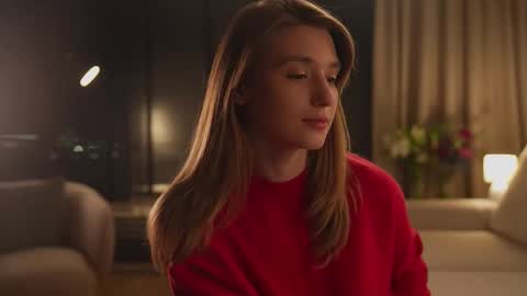 Snapshot of villanelle_l chatting on November 5, 2025, 3:45 pm Lana online show from November 5, 2025, 3:45 pm