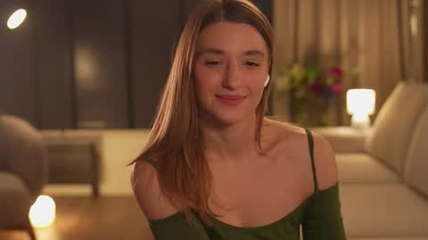 Snapshot of villanelle_l chatting on November 6, 2025, 11:55 am Lana online show from November 6, 2025, 11:55 am