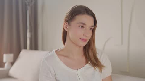 Snapshot of villanelle_l chatting on November 12, 2025, 11:43 am Lana online show from November 12, 2025, 11:43 am