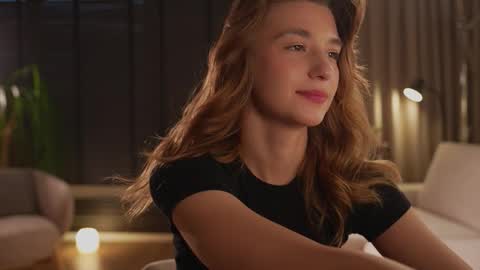 Snapshot of villanelle_l chatting on November 22, 2025, 12:04 pm Lana online show from November 22, 2025, 12:04 pm