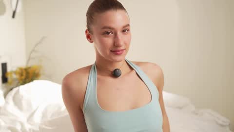 Snapshot of villanelle_l chatting on March 25, 2026, 11:38 am Lana online show from March 25, 2026, 11:38 am