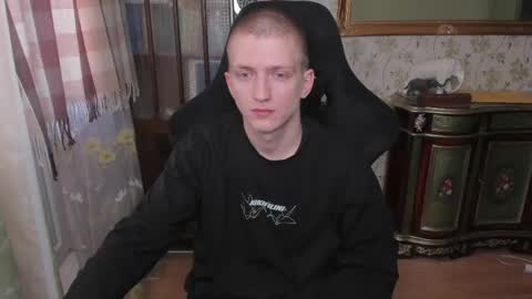 Snapshot of vince__dice chatting on April 9, 2026, 8:20 am Dimoooooon online show from April 9, 2026, 8:20 am